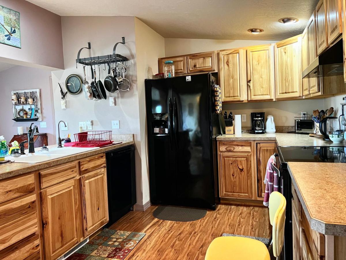 Sage Oasis Garden Retreat Apartment Hot Springs Exterior photo